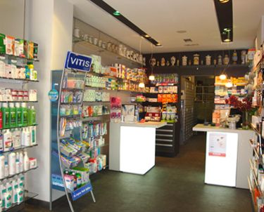 Farmacia Eva Lobo interior de farmacia